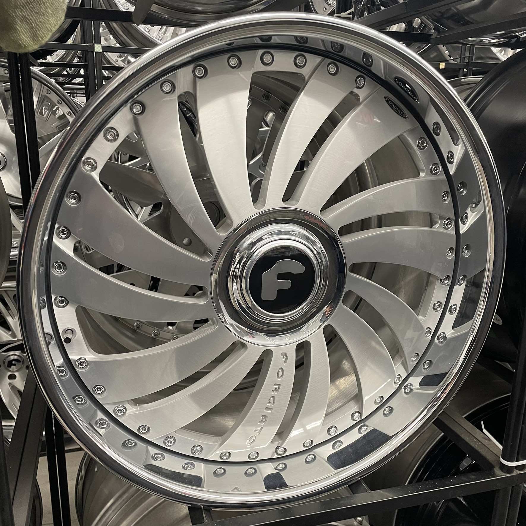 22" Forgiato Wheels Canale XL Floater Cap Brushed Silver Chrome Lip 5x112/5x114.3/5x115/5x120  - 4 Wheels and Tires Package
