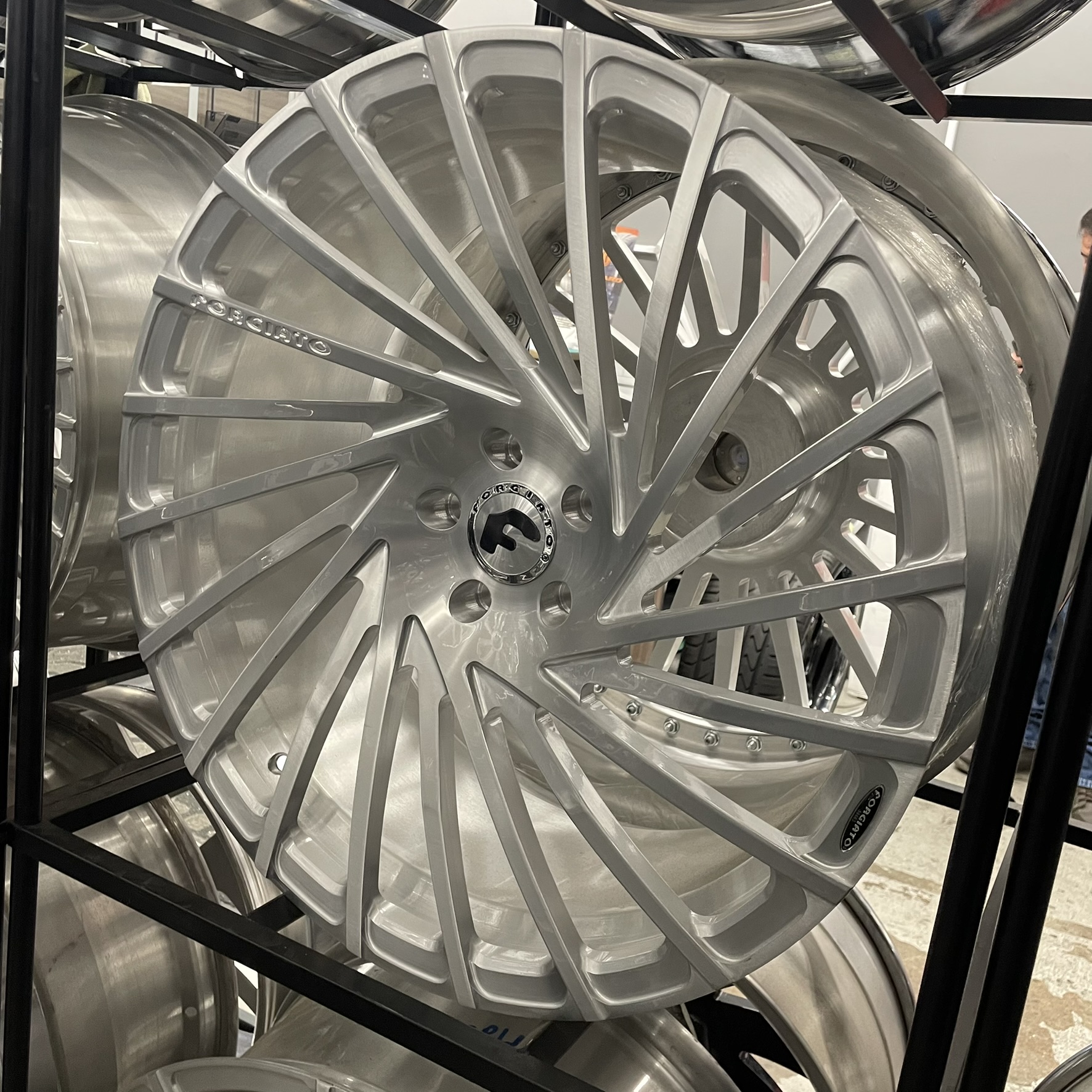 22" Forgiato Wheels Ventoso-M Brushed Silver 5x112/5x114.3/5x115/5x120  - 4 Wheels and Tires Package