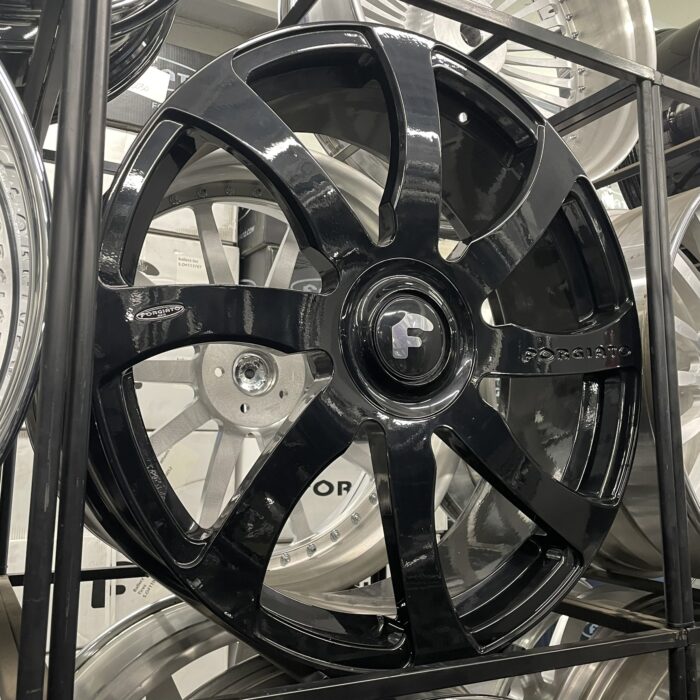 26" Forgiato Wheels Quatressimo-M XL Floater Cap Gloss Black - 4 Wheel & Tire Package 6 Lug