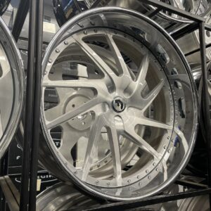 Forgiato SR04