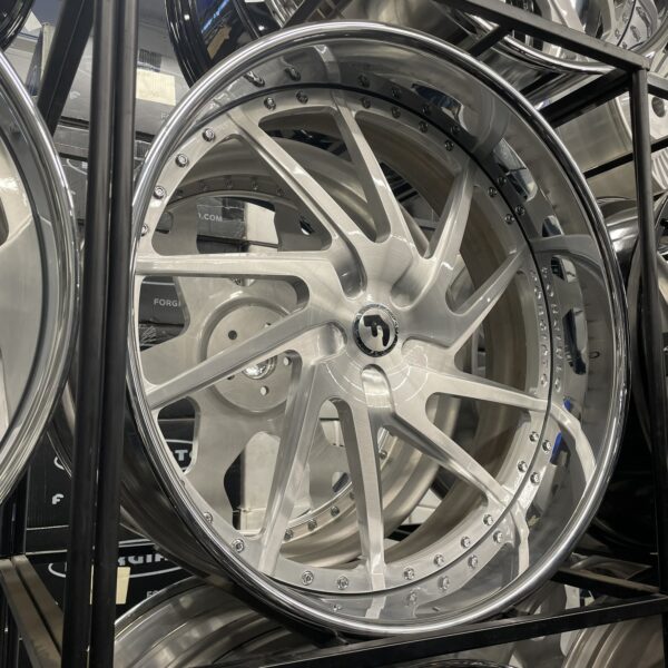26" Forgiato Wheels SR04 Brushed Silver Chrome Lip - 4 Wheel & Tire Package 5 Lug