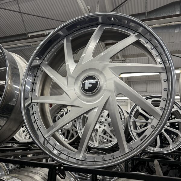 30" Forgiato Wheels Troppo XL Floater Cap Brushed Silver Chrome Lip 6 Lug