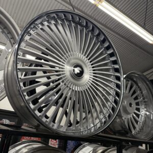 30" Forgiato Wheels Trimestre XL Floater Cap Brushed Silver Chrome Lip 6 lug